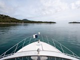 CARVER 396 Bow